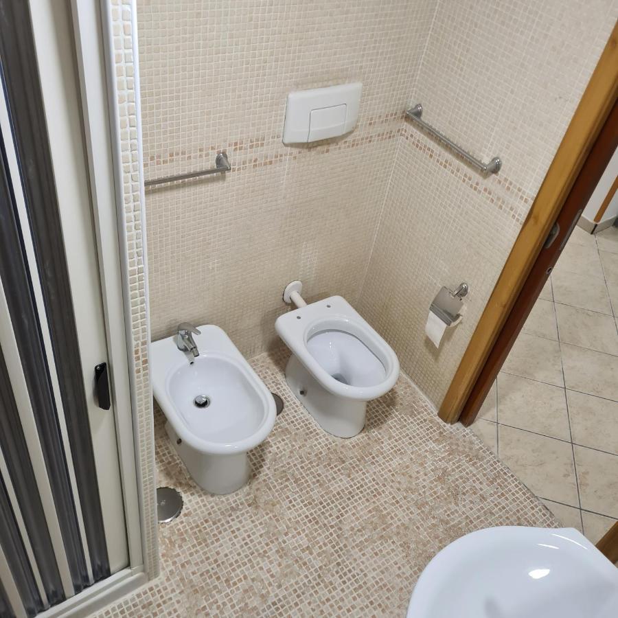 Apartamento Casa Mia Al Plebiscito Nápoles Exterior foto