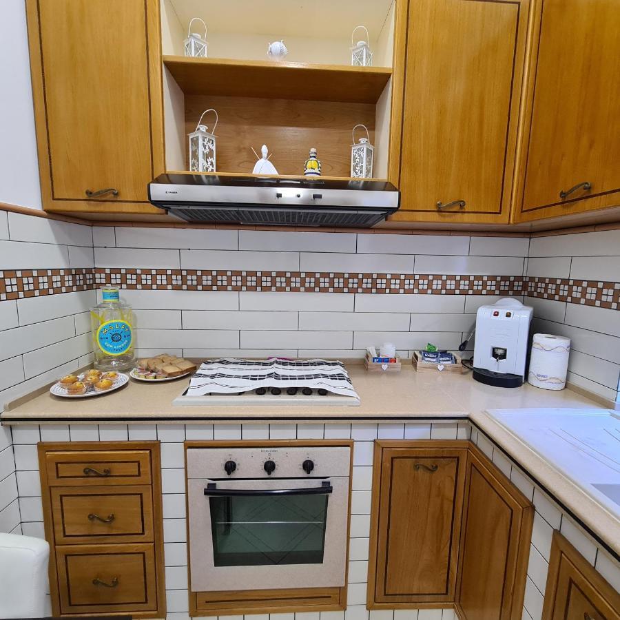 Apartamento Casa Mia Al Plebiscito Nápoles Exterior foto